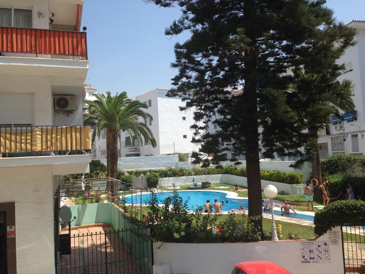 Chez Alison! Central Nerja Apt エクステリア 写真