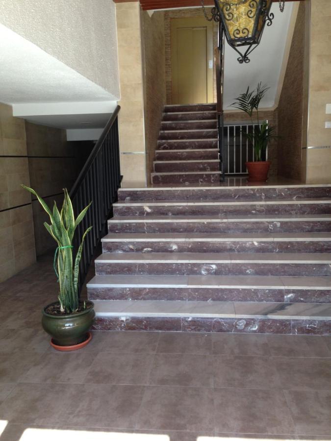 Chez Alison! Central Nerja Apt エクステリア 写真