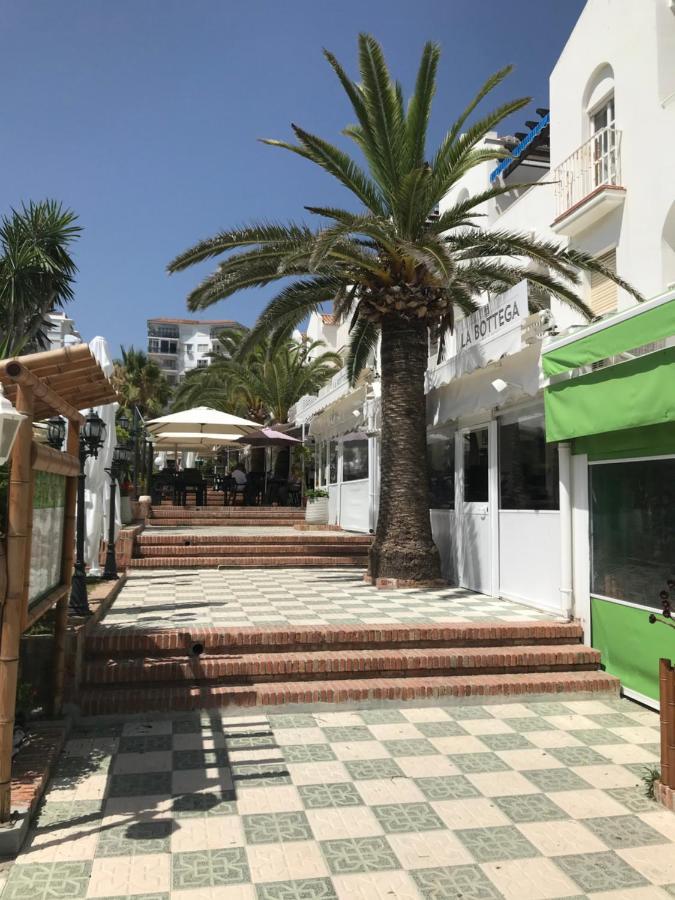 Chez Alison! Central Nerja Apt エクステリア 写真