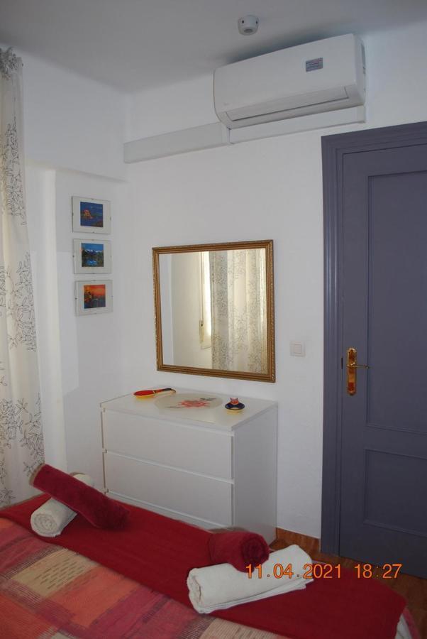 Chez Alison! Central Nerja Apt エクステリア 写真