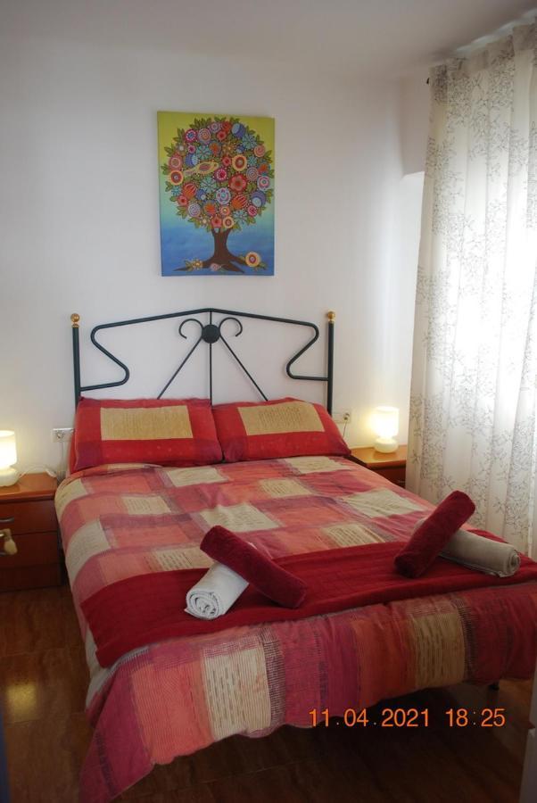 Chez Alison! Central Nerja Apt エクステリア 写真