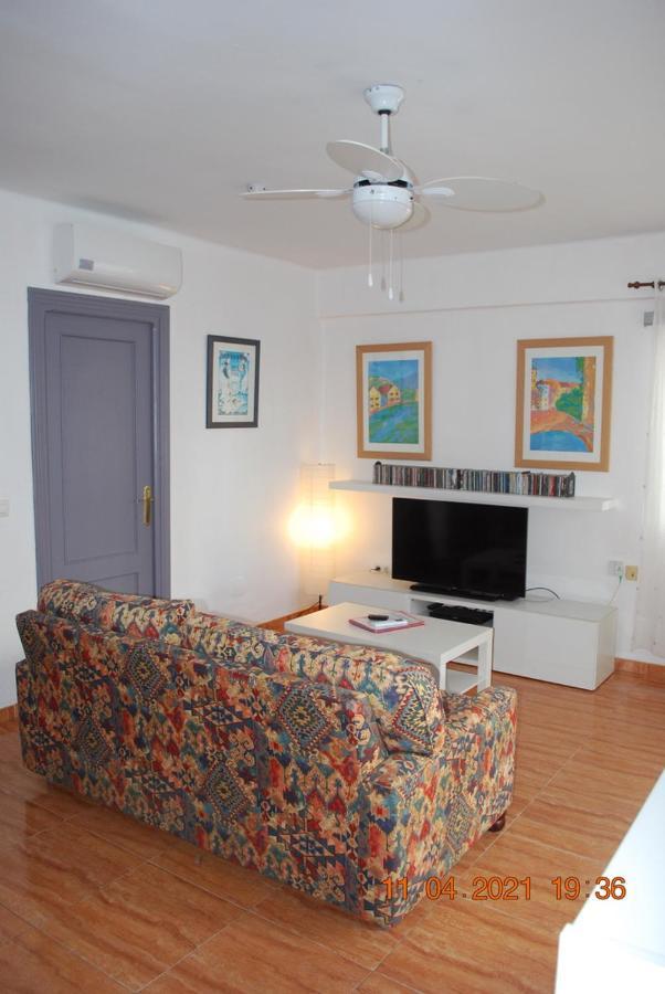 Chez Alison! Central Nerja Apt エクステリア 写真